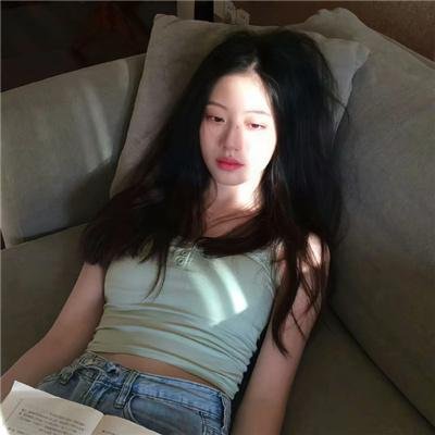 丹特丽安的书架